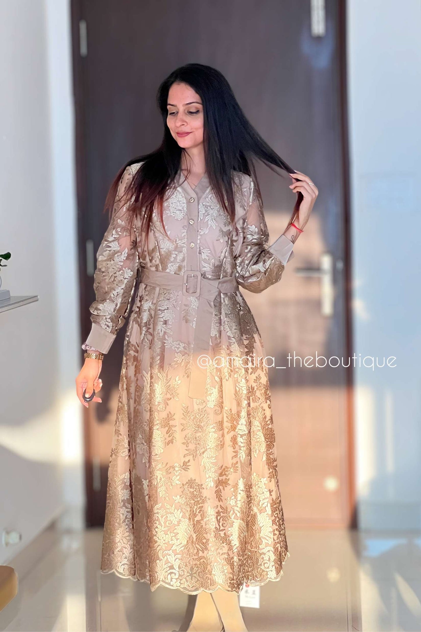 GOLDEN BEAUTY