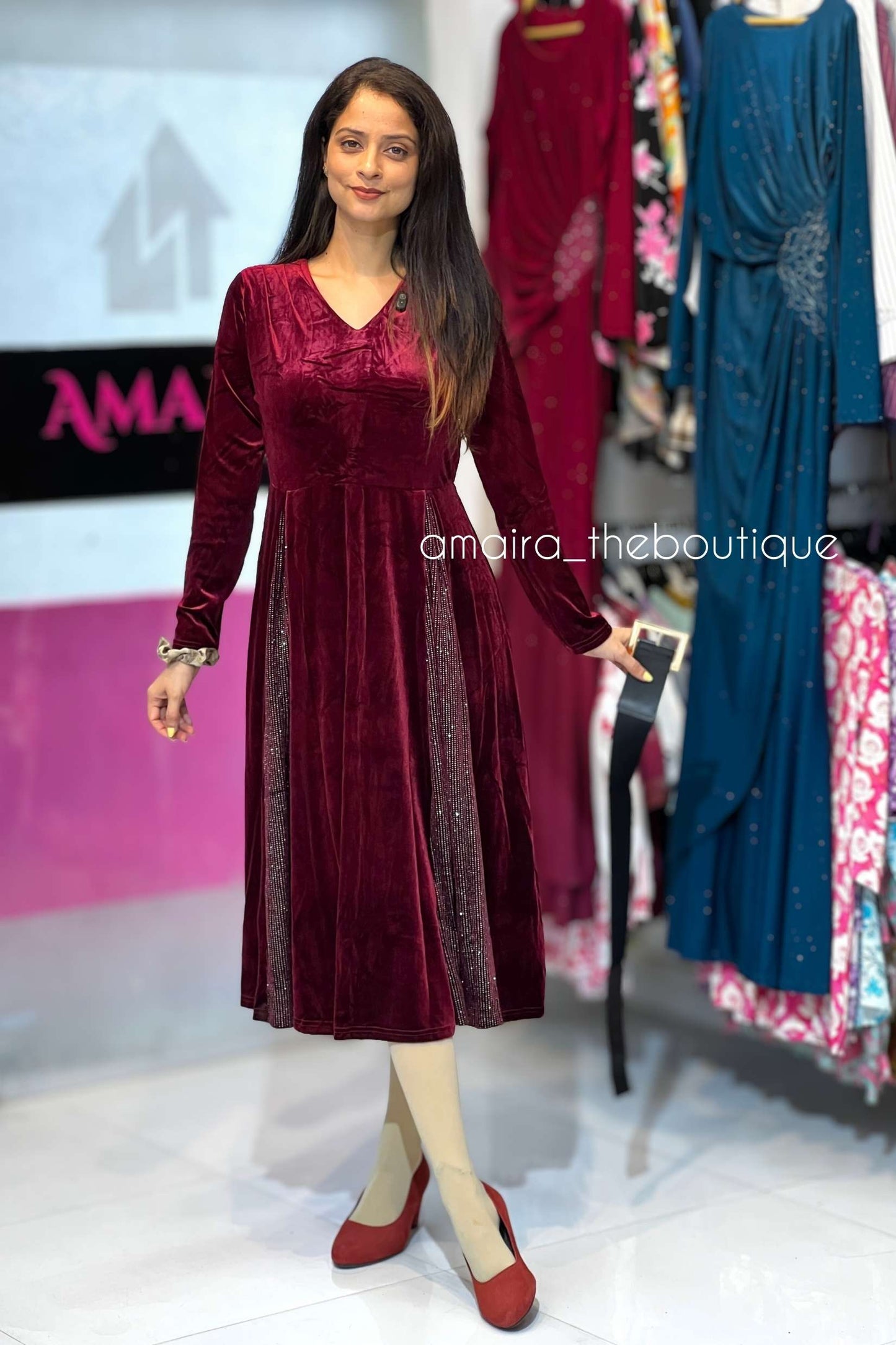 GRACE VELVET DRESSES