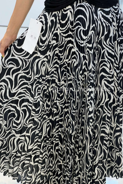 PLEATED SKIRTS