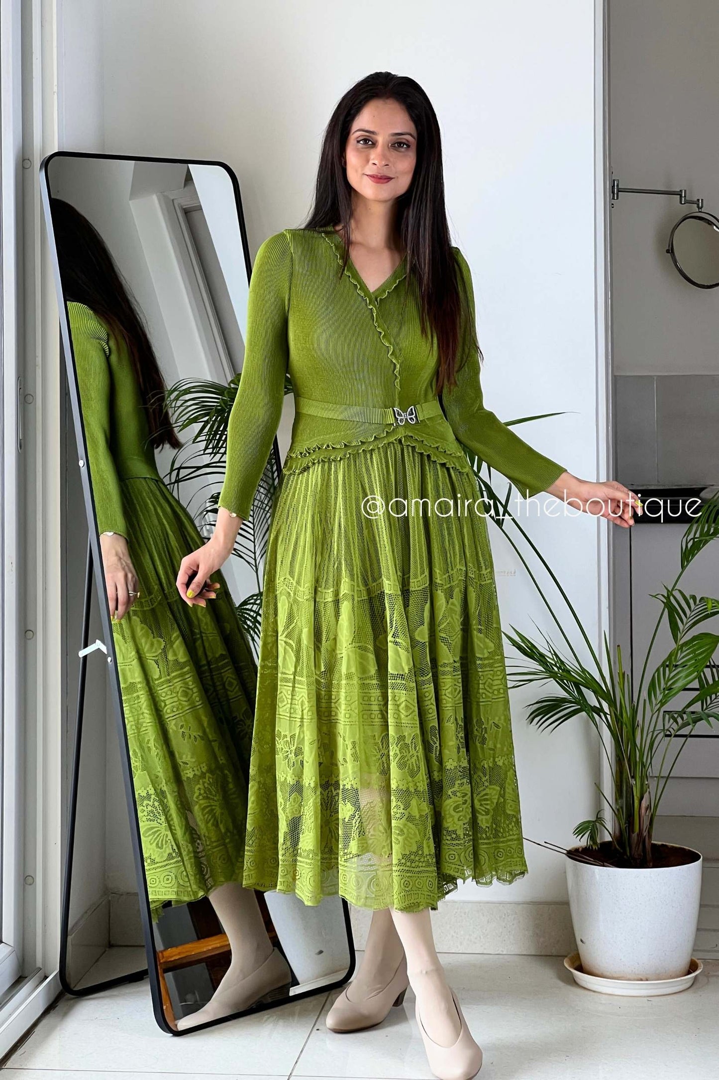 MOLLY KOREAN DRESSES-2