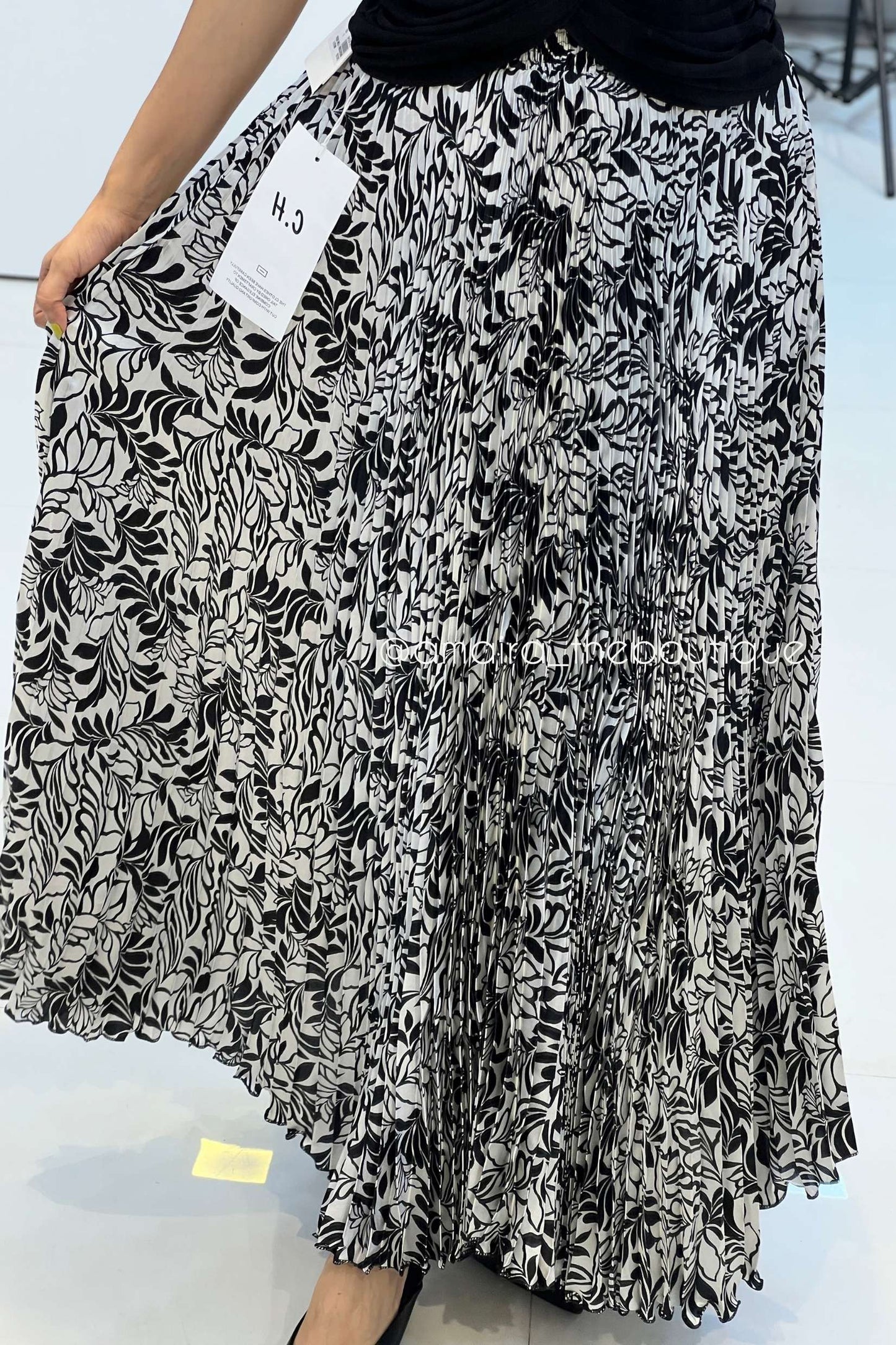 PLEATED SKIRTS