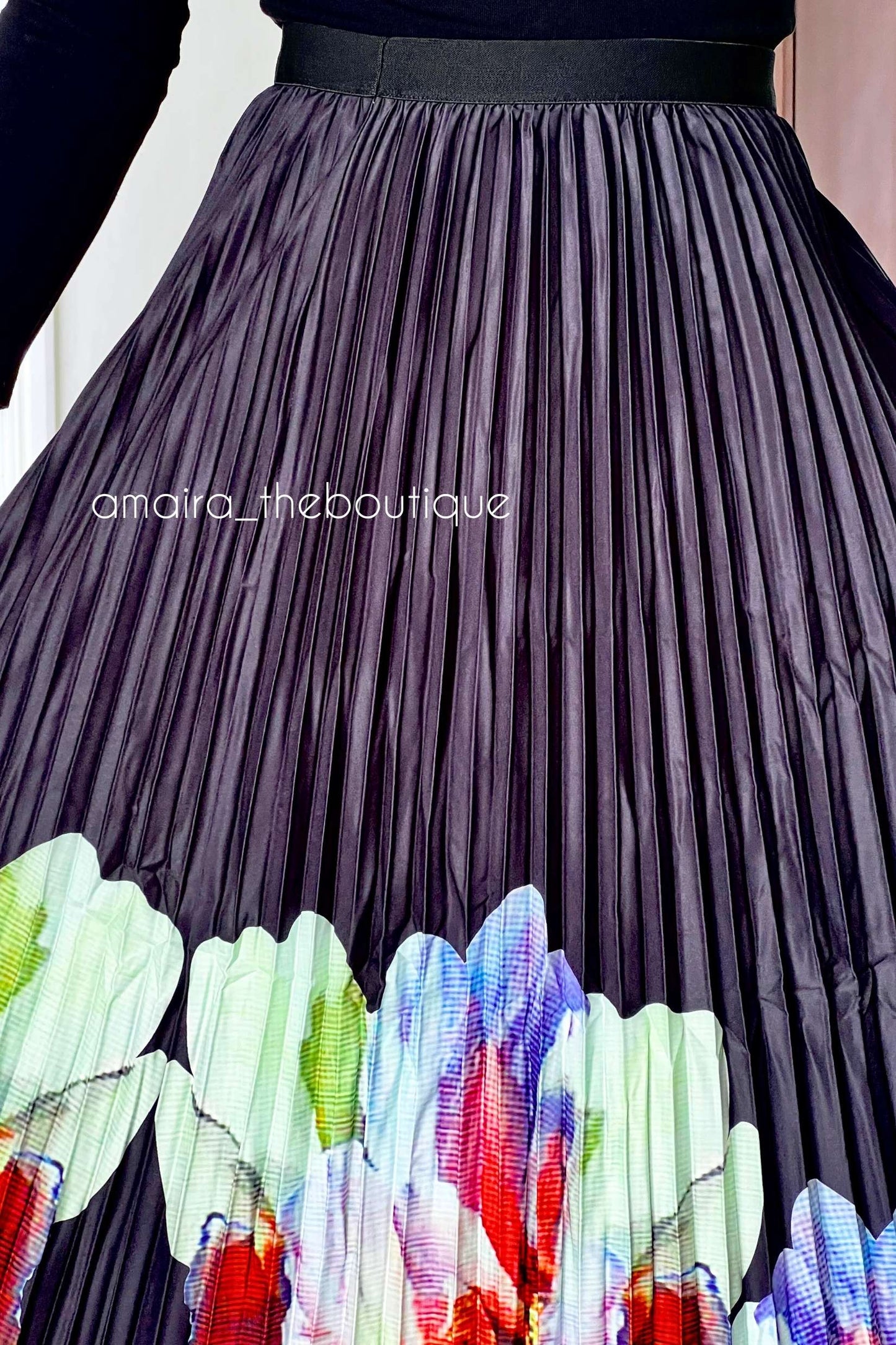 TOKYO PLEATED SKIRTS