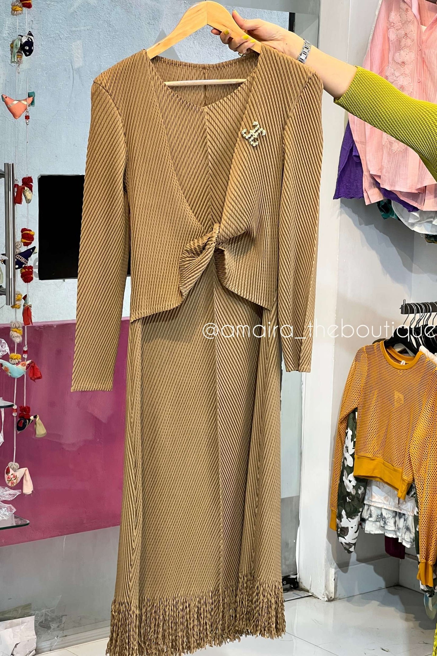 KNOT KOREAN DRESSES