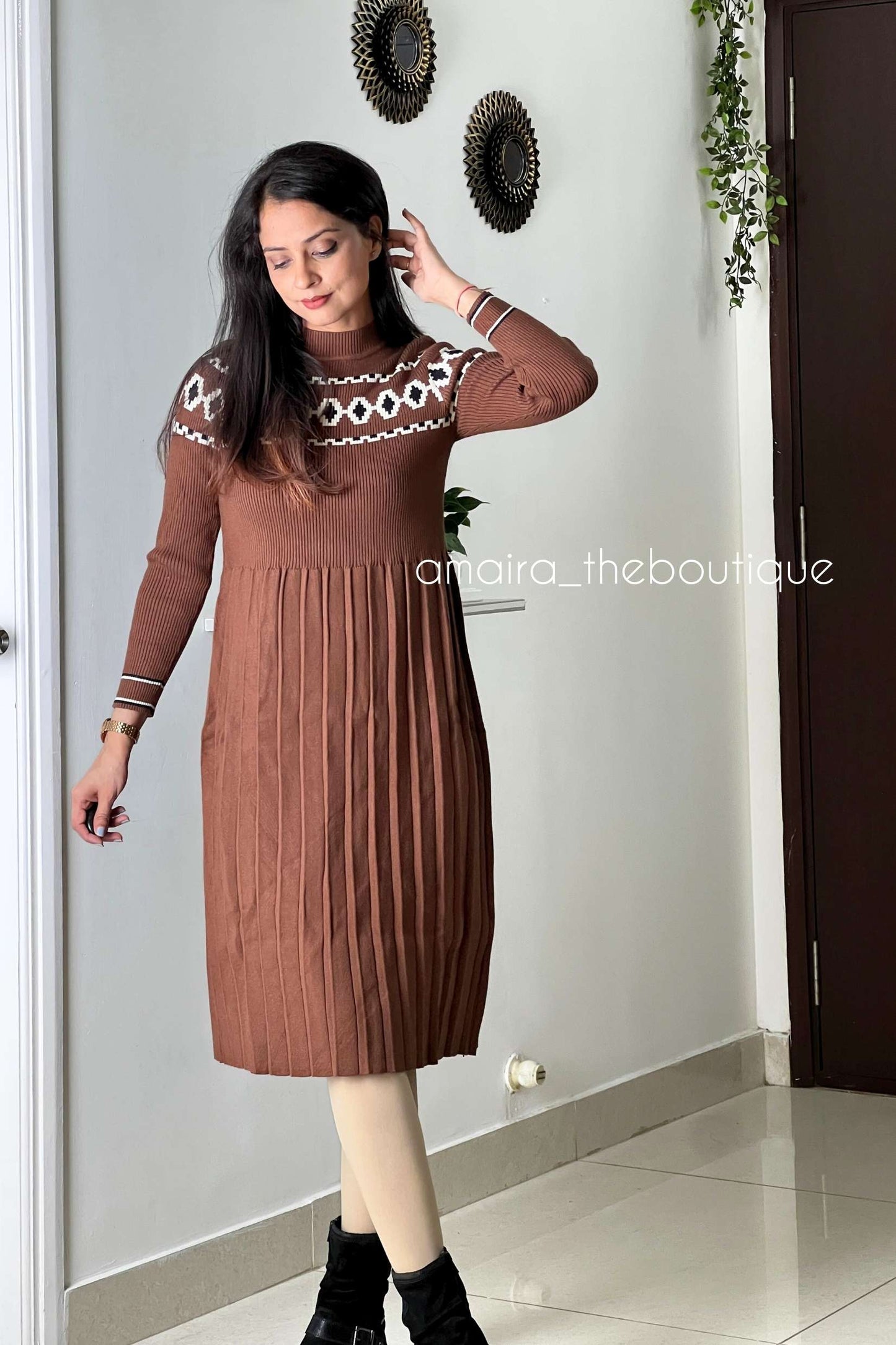 PIA KNIT DRESSES