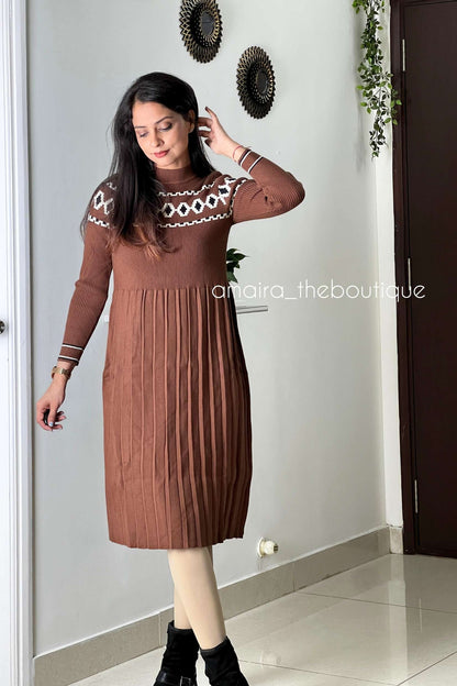 PIA KNIT DRESSES