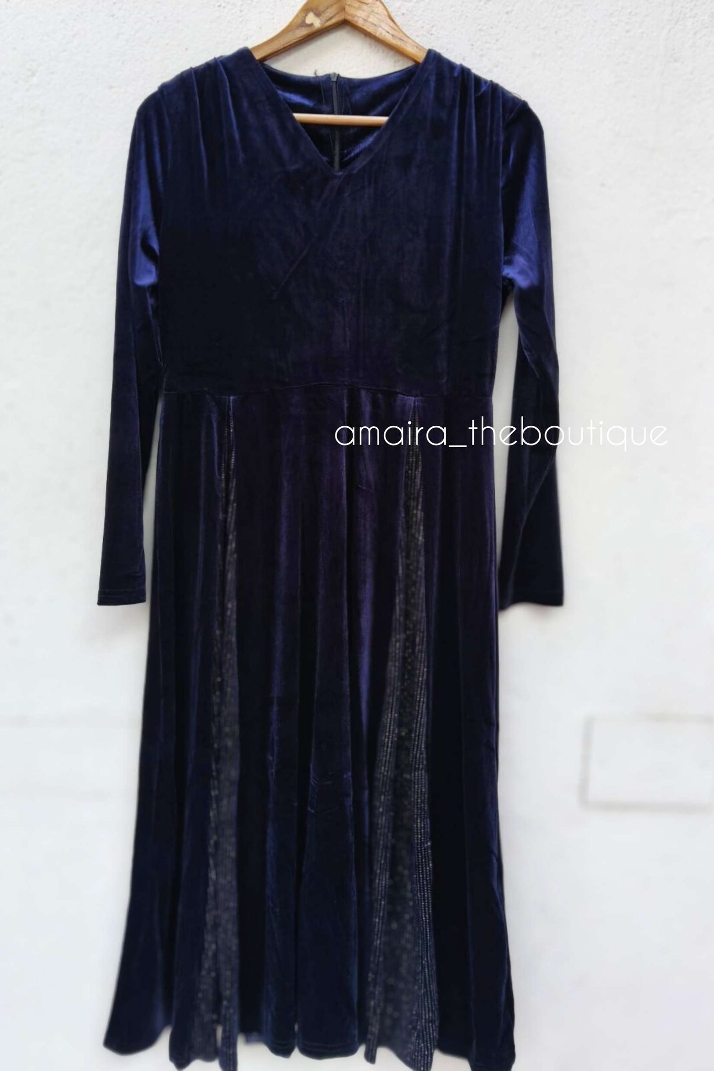 GRACE VELVET DRESSES