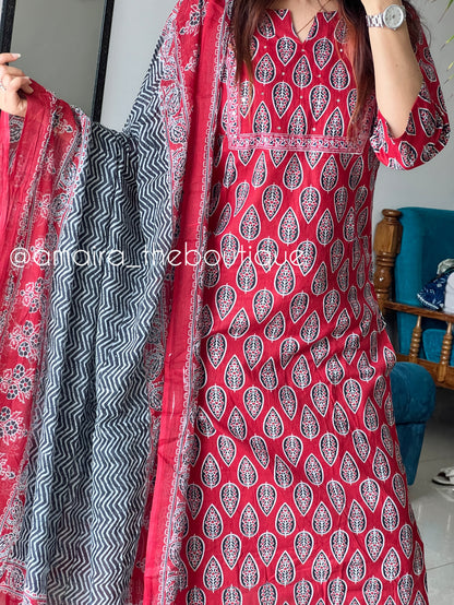 RANGOLI KURTA SET
